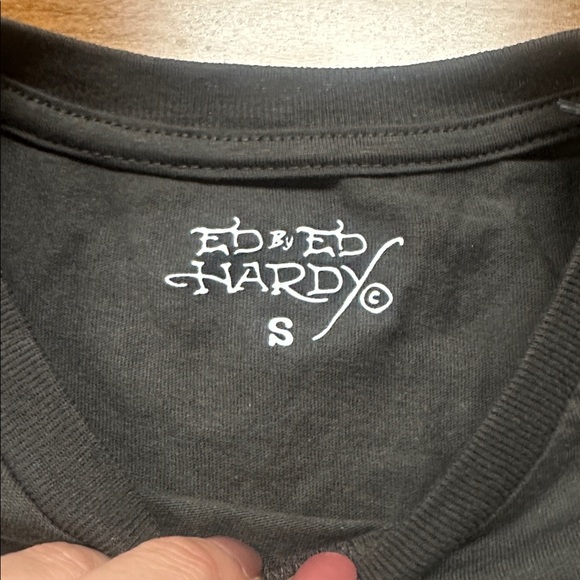 ED by ED hard designs charcoal cropped T-shirt - Picture 2 of 3